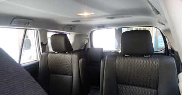 innova crysta booking online